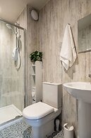 Sustainable 2BD Pod on Old Chalford Farm