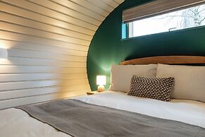 Sustainable 2BD Pod on Old Chalford Farm