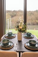 Sustainable 2BD Pod on Old Chalford Farm