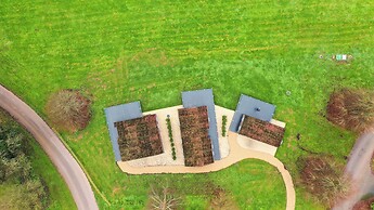 Sustainable 2BD Pod on Old Chalford Farm