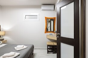 Akrogiali Apartments