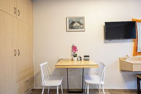 Akrogiali Apartments by Checkin