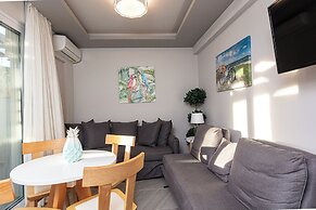 Akrogiali Apartments by Checkin