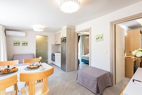 Akrogiali Apartments by Checkin