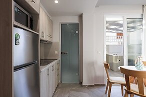 Akrogiali Apartments by Checkin