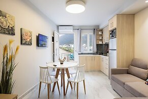 Akrogiali Apartments