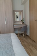 Le Mar Luxury Apartments by Checkin