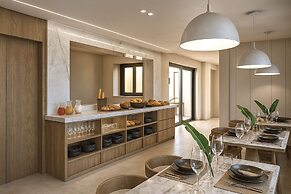 Le Mar Luxury Apartments by Checkin