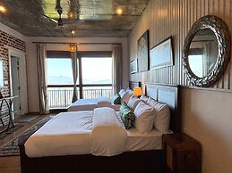 The Ridge House - A Villa Community