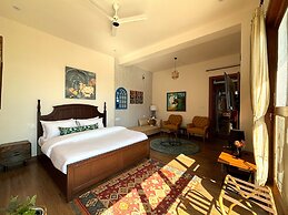 The Ridge House - A Villa Community