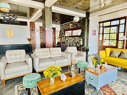 The Ridge House - A Villa Community