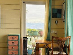 The Ridge House - A Villa Community