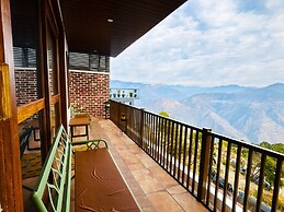 The Ridge House - A Villa Community