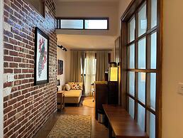 The Ridge House - A Villa Community