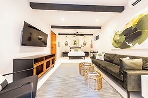 Wanderust Suites