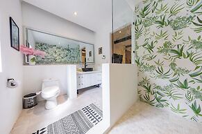 Wanderust Suites