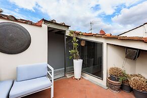 Regina House by MMega