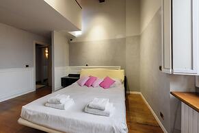 Regina House by MMega