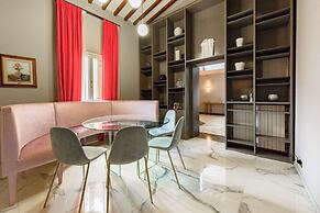 Regina House by MMega