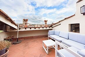 Regina House by MMega