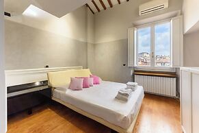 Regina House by MMega