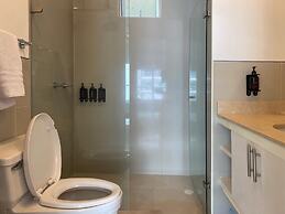 w Impeccable 2BR w Charming Balcony in CTG