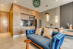 Luxury Studio - Revolution Monument View - Gym
