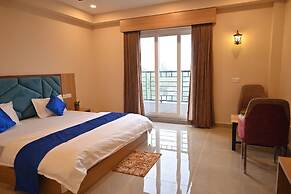 HOTEL M PLAZA MANDARMANI