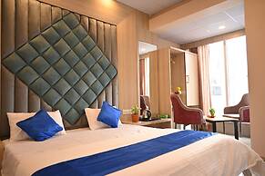 HOTEL M PLAZA MANDARMANI