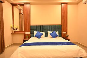 HOTEL M PLAZA MANDARMANI