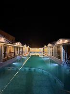 HOTEL M PLAZA MANDARMANI