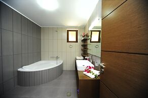 Villa Orsalia With Private Pool