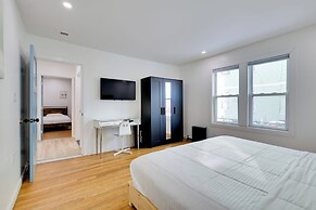 Walk to Roger Williams Park: Apt in Providence!