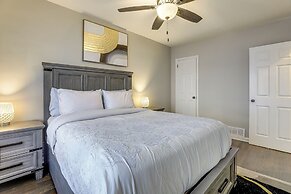 2 Mi to Midtown: Chic Apartment in Atlanta!