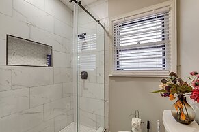 2 Mi to Midtown: Chic Apartment in Atlanta!