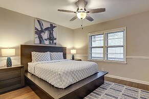 2 Mi to Midtown: Chic Apartment in Atlanta!