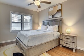 2 Mi to Midtown: Chic Apartment in Atlanta!