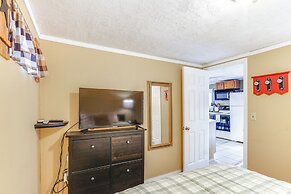 Private Boat Dock: Lakefront Cabin in Camdenton