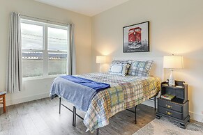 Balconies: Walkable Southside Chattanooga Condo!