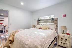 < 1 Mi to Ocean: Hot Tub Haven in Gold Beach