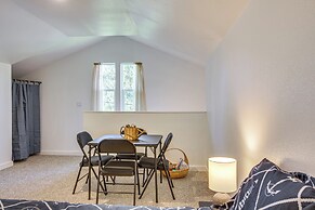 < 1 Mi to Ocean: Hot Tub Haven in Gold Beach