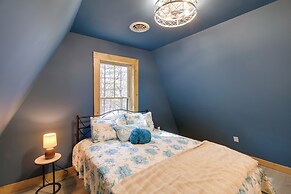 Wytheville A-frame Cabin w/ Wraparound Deck