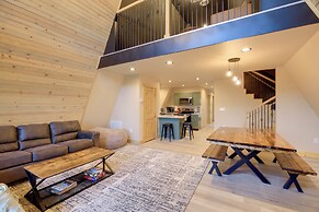 Wytheville A-frame Cabin w/ Wraparound Deck