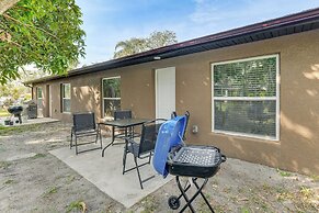4 Mi to Bradenton Riverwalk: Cozy Home w/ Patio!