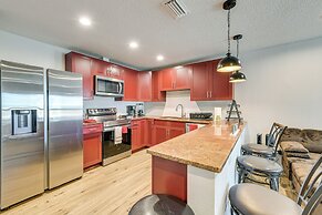 4 Mi to Bradenton Riverwalk: Cozy Home w/ Patio!