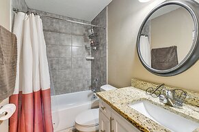 4 Mi to Bradenton Riverwalk: Cozy Home w/ Patio!