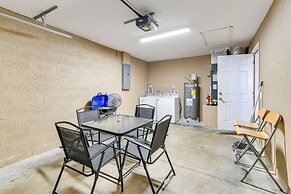 4 Mi to Bradenton Riverwalk: Cozy Home w/ Patio!