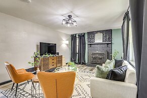 Near Lakes & Golfing: Spacious Loganville Home!