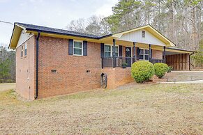Near Lakes & Golfing: Spacious Loganville Home!