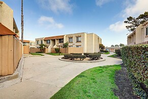 2 Mi to Beaches: Condo w/ Patio in Port Hueneme!